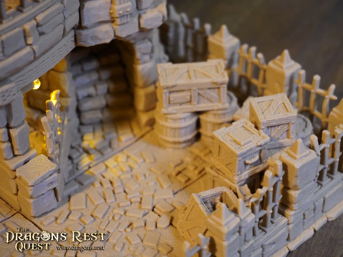 HQ05 Brutal Legion Dice Tower